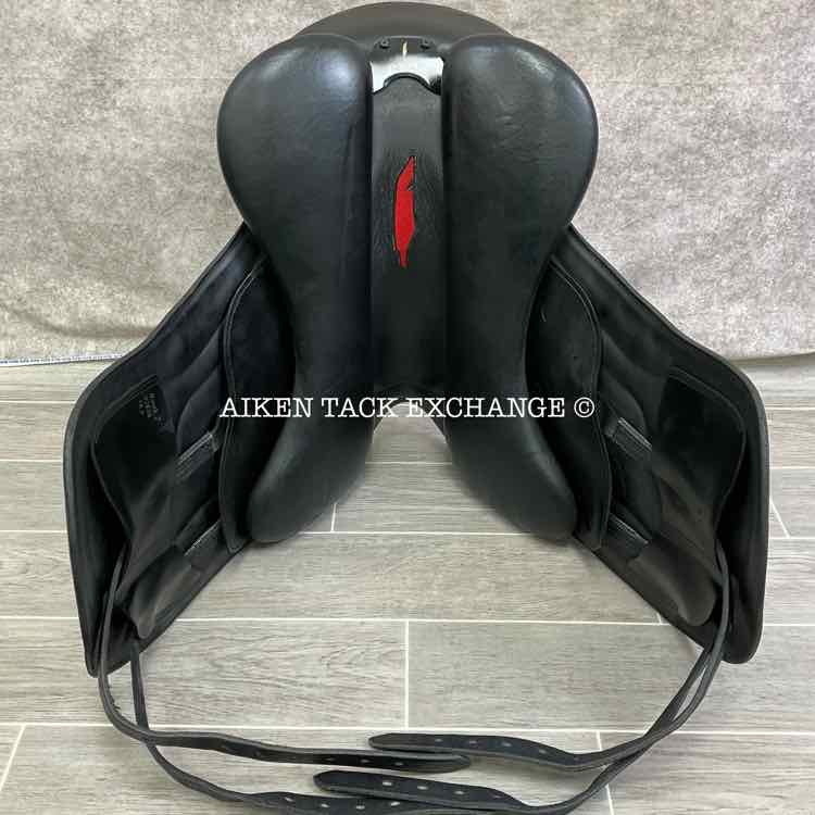 2022 Aviar Rook 2.0 Monoflap Dressage Saddle, 18.5" Seat, Adjustable Tree, Foam Panels