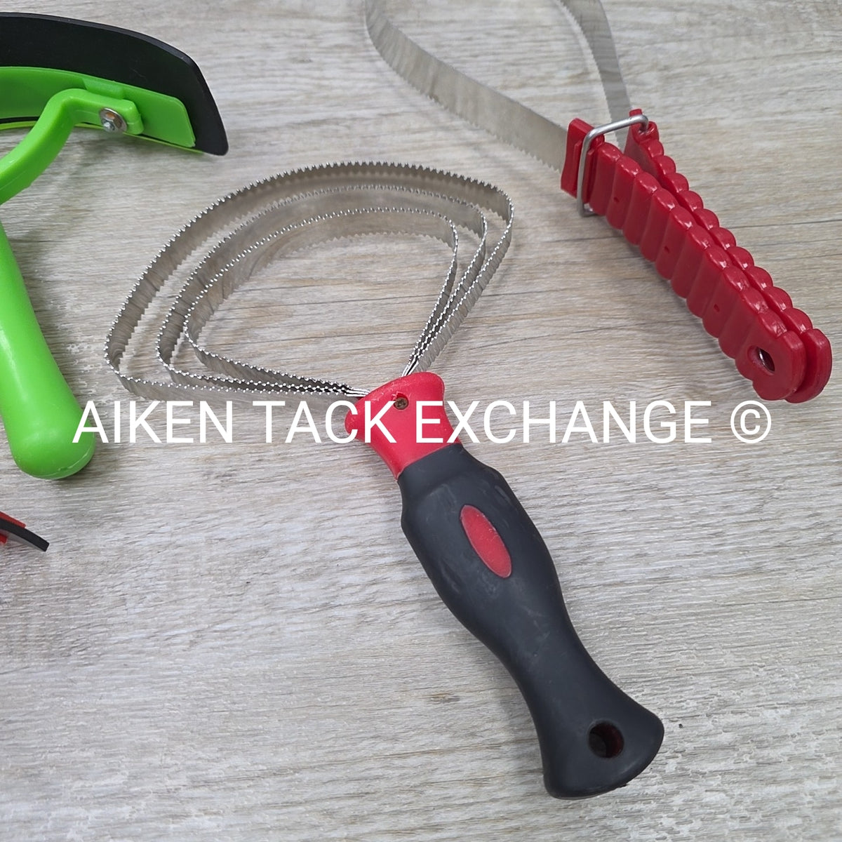 BARGAIN BUNDLE: 2 Shedding Combs & 3 Sweat Scrapers
