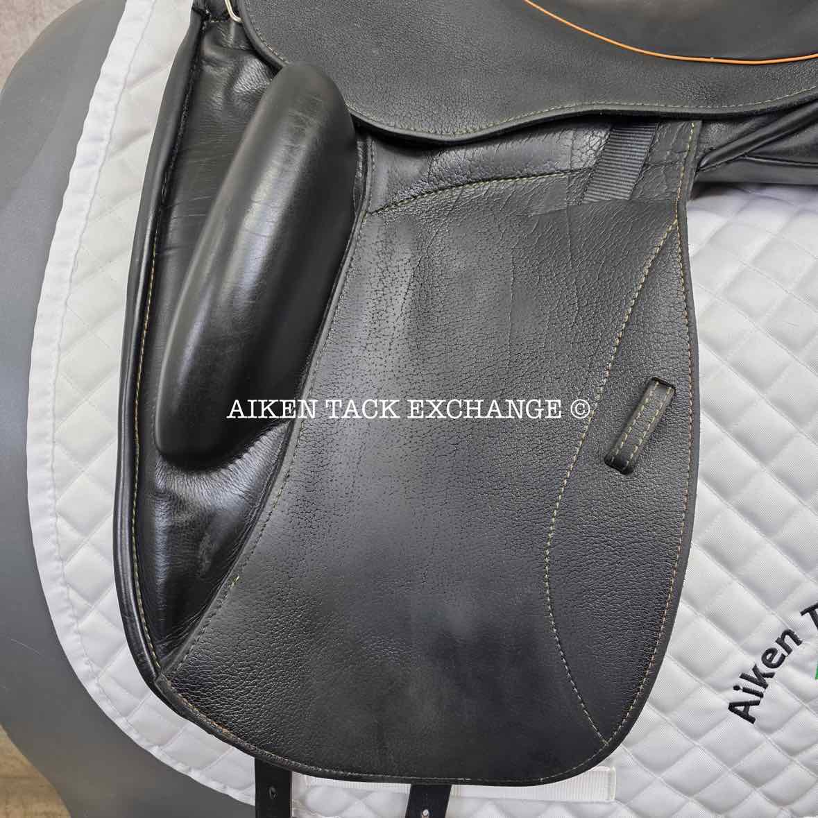 2013 Custom Saddlery Icon Star Monoflap Dressage Saddle, 18" Seat, Adjustable Tree, Wool Flocked Panels