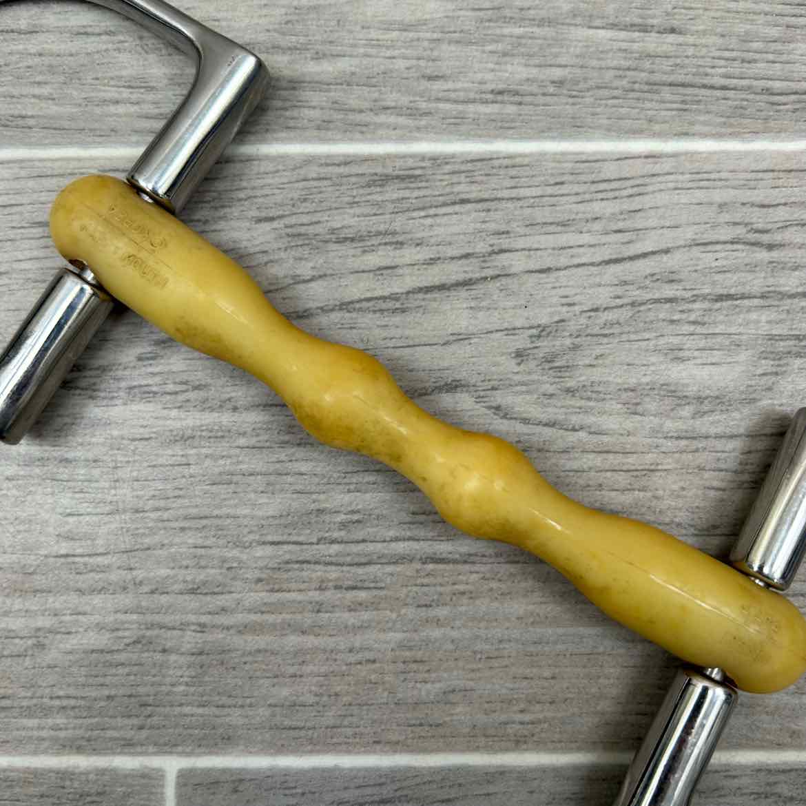 Happy Mouth Shaped Mullen Mouth King Hunter D Ring Bit 5.5"