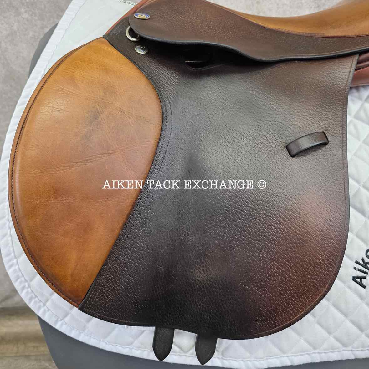 **SOLD** Balance by Frank Baines Jump Saddle, 17" Seat, X-Wide Hoop Tree, Wool Flocked Panels