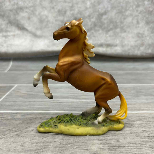 Greenbrier Small Horse Figurine