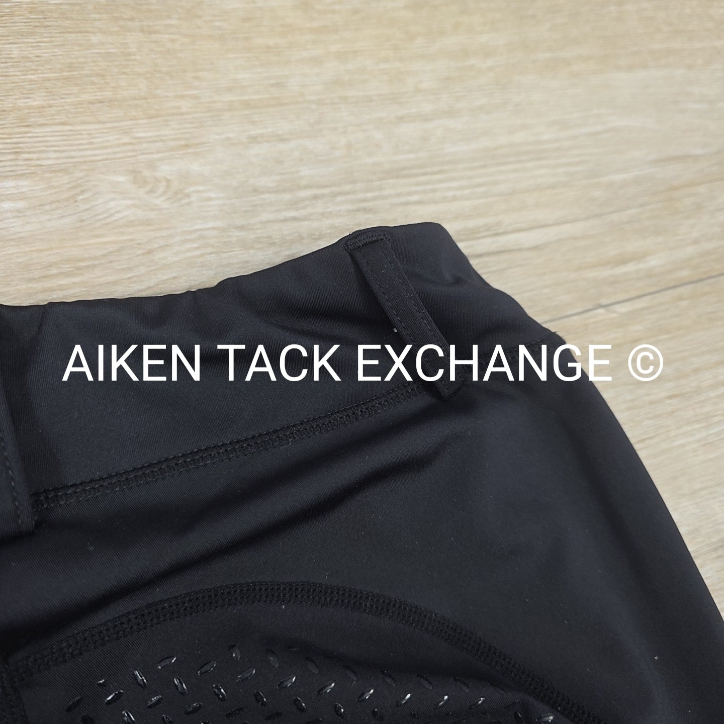 Turnhier Silicone Grip Full Seat Tights, Size Medium