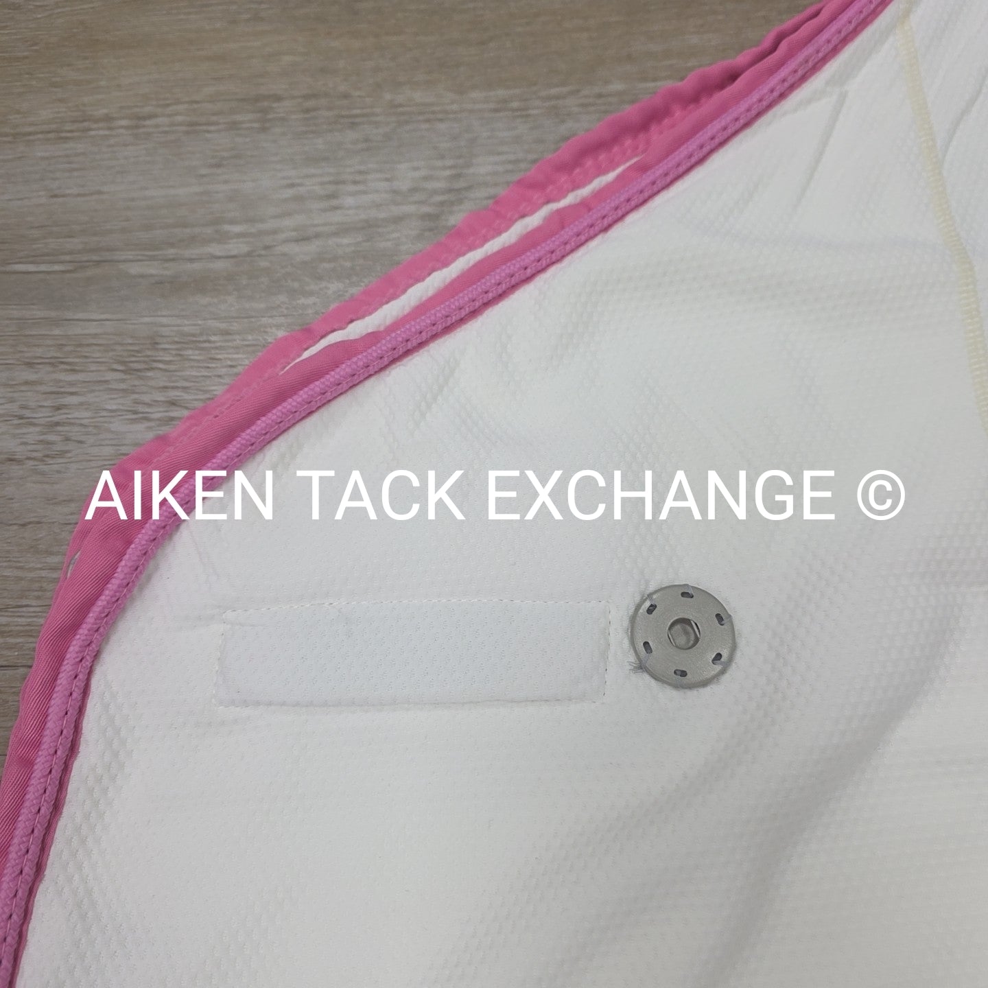 Fenwick Equestrian Pop Star Dress Sheet Sporty Cooler, 68"