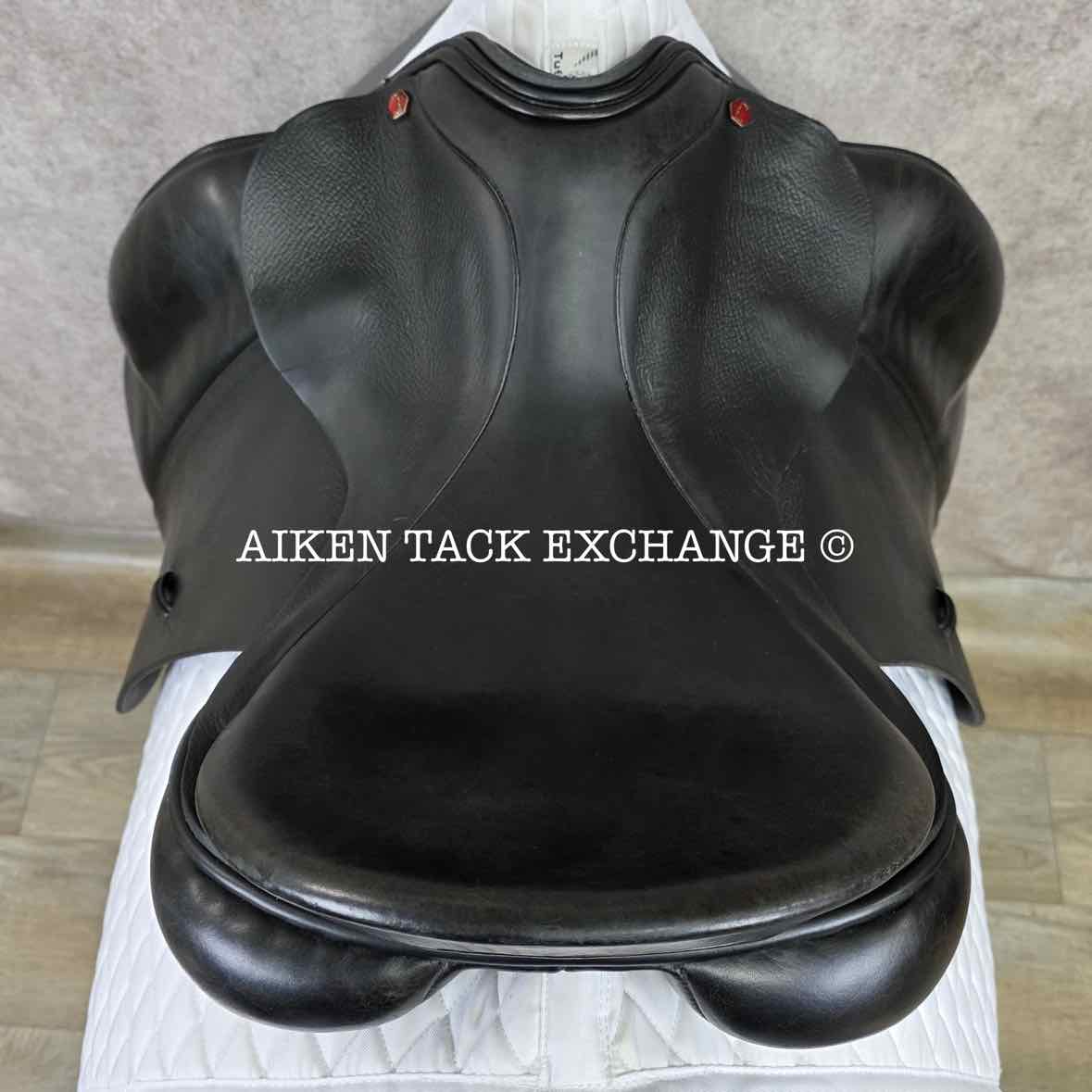 Albion SLK Dressage Saddle, 18" Seat, Medium Wide Tree, Wool Flocked Panels