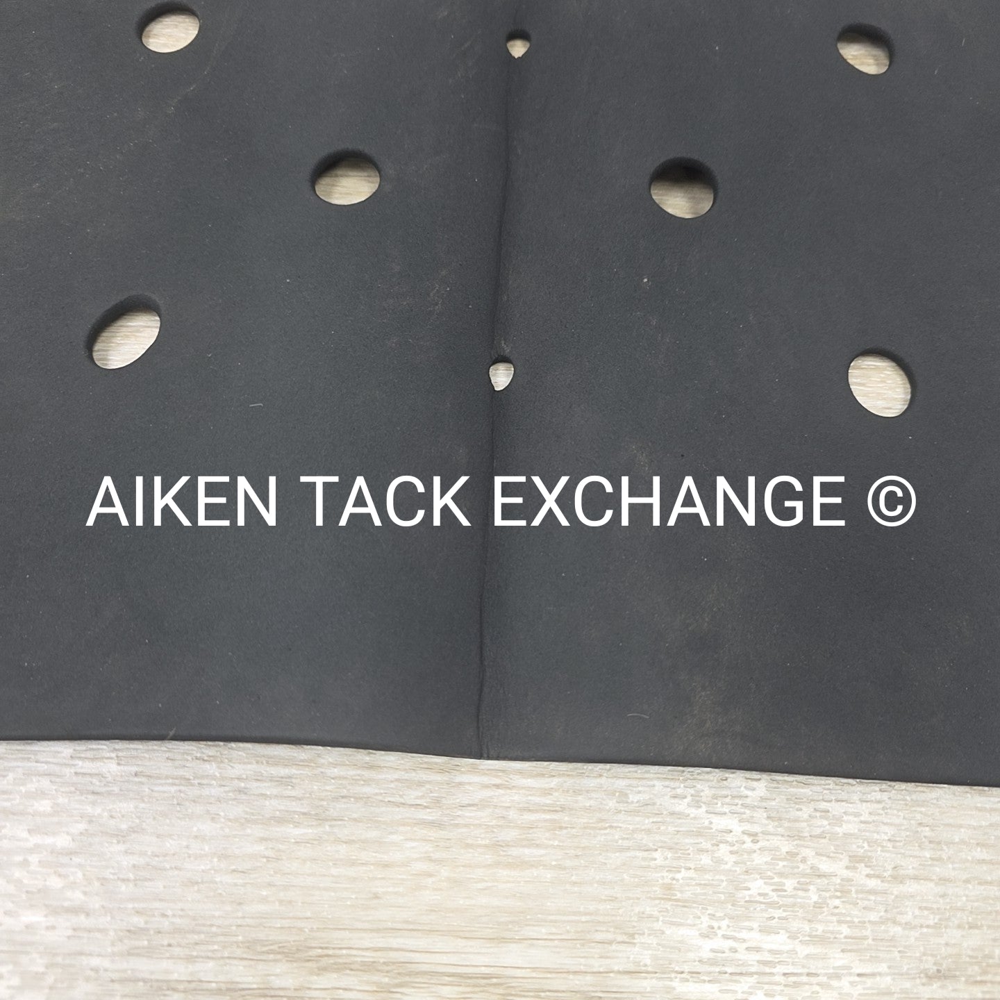 Professional's Choice Non-Slip Half Pad