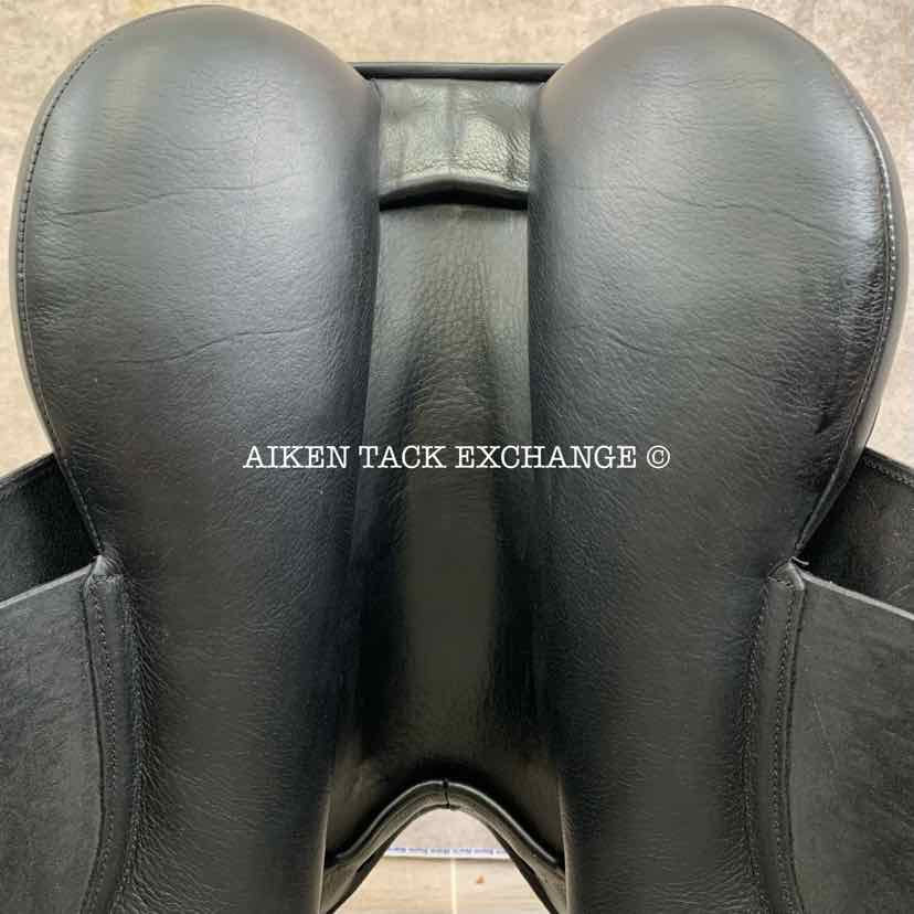 2016 Takt TSD-37 Dressage Saddle, 17.5" Seat, MW/W Tree, Wool Flocked Panels