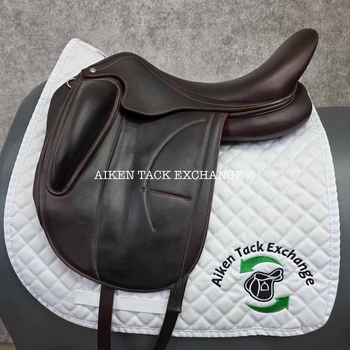 2022 Arion Monoflap Dressage Saddle, 18" Seat, 2A Flap, MW/W Tree, Foam Panels, Full Buffalo Leather