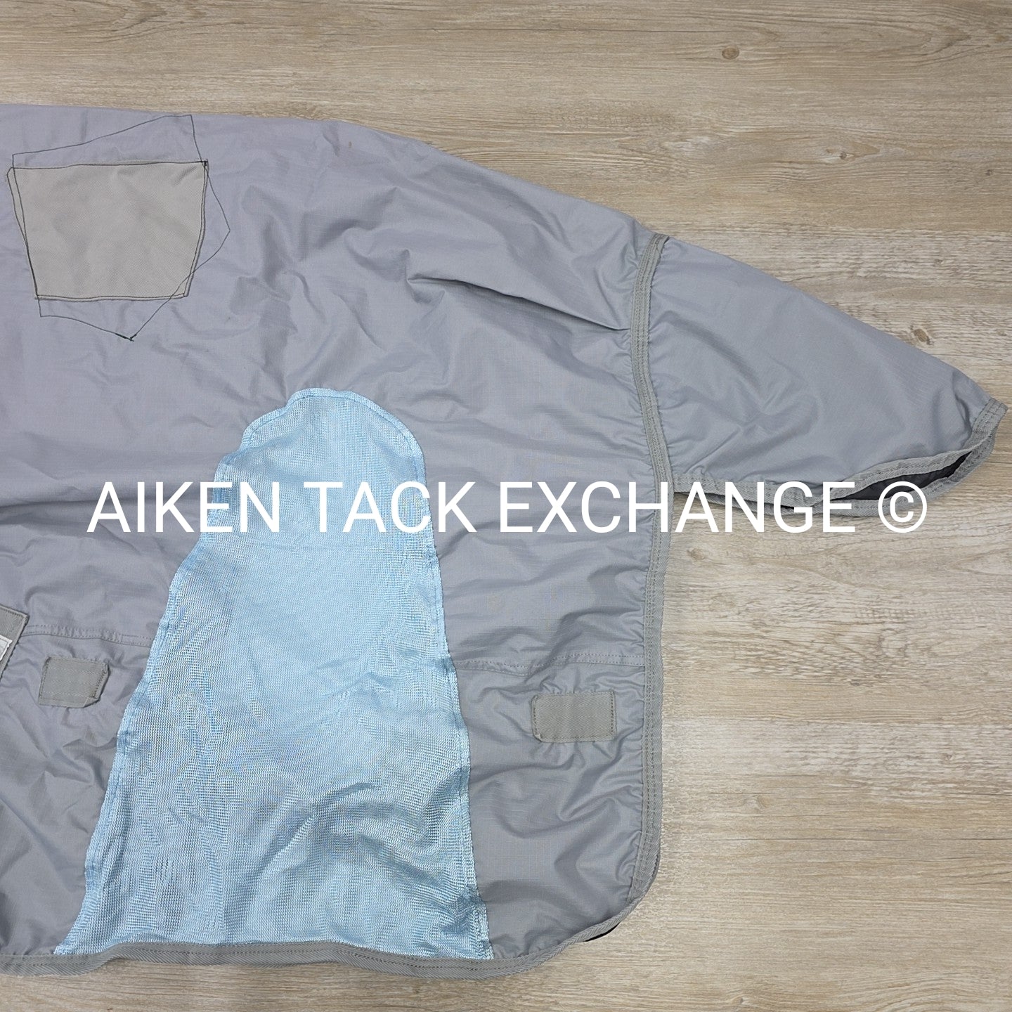 Schneiders Airmesh II Turnout Sheet, Size 76" (has been repaired)