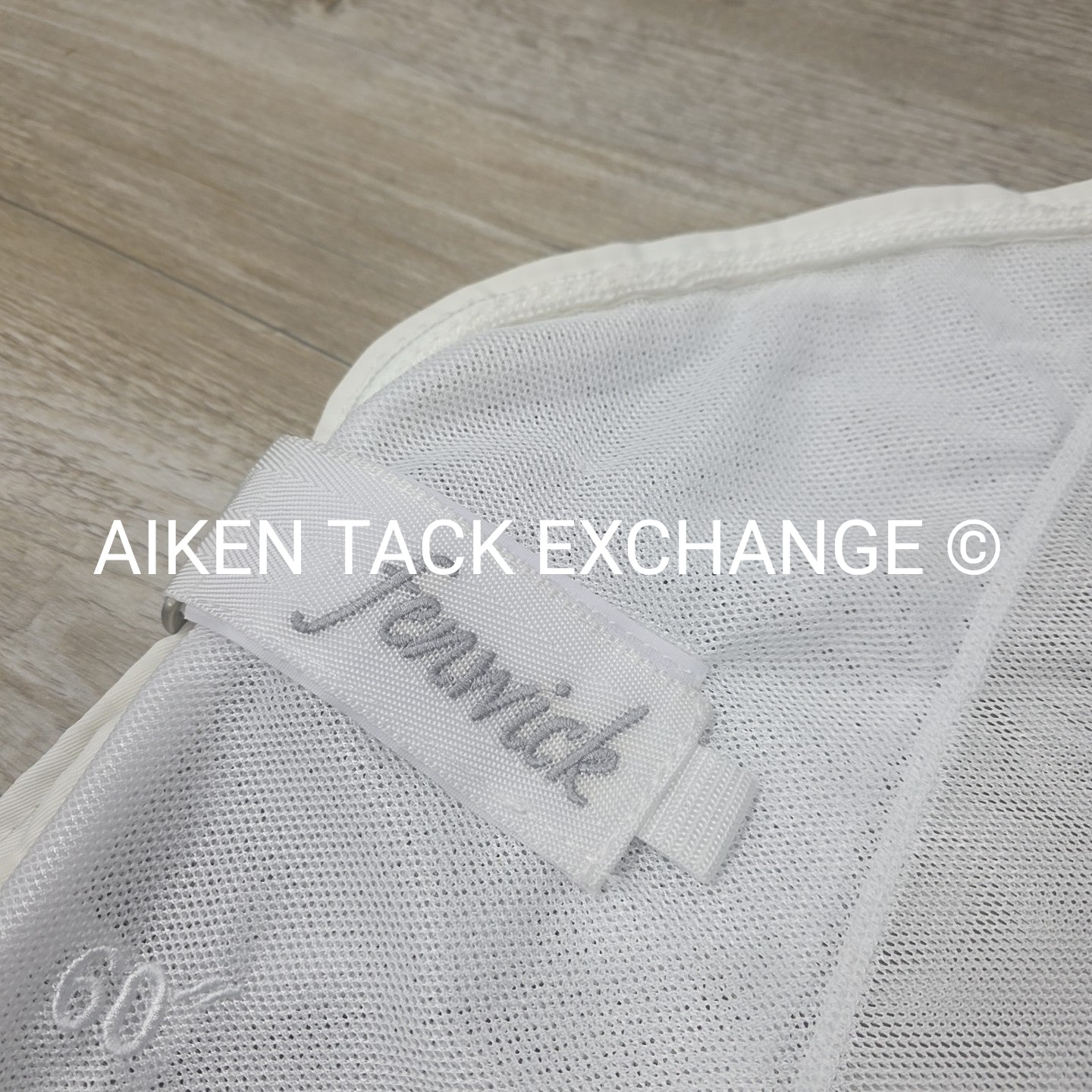 Fenwick Equestrian BodyGuard Mesh Cooler, White (has some marks) 60"
