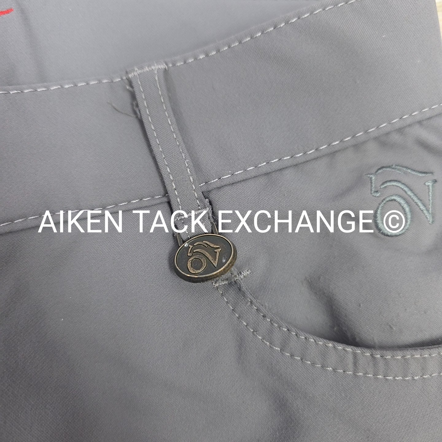 Ovation Aqua X Silicone Grip Full Seat Breeches, Size 28 R