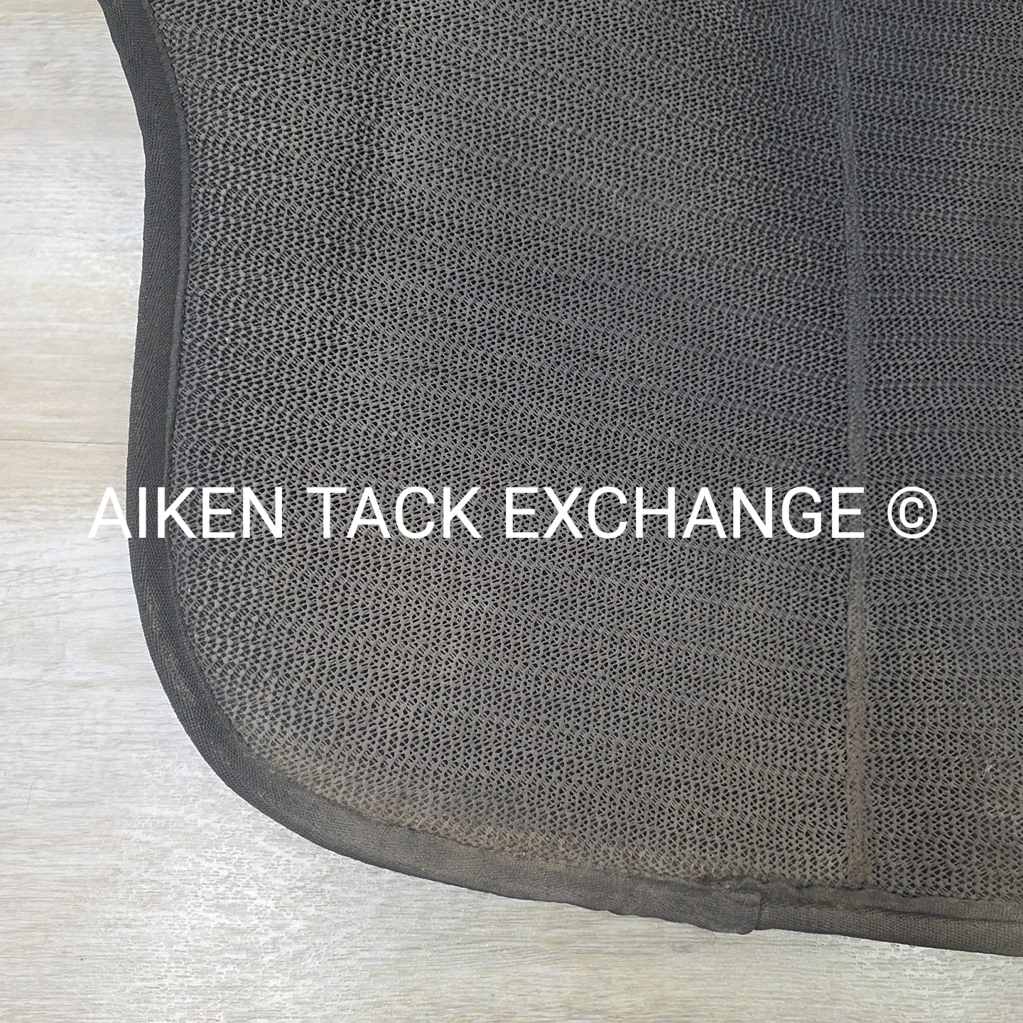 Tough1 Competition Shim Saddle Pad (missing 2 shims)