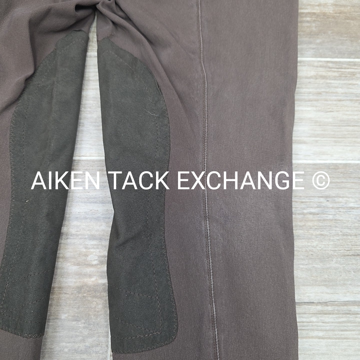 Tailored Sportsman Trophy Hunter Knee Patch Breeches, Size 28 R