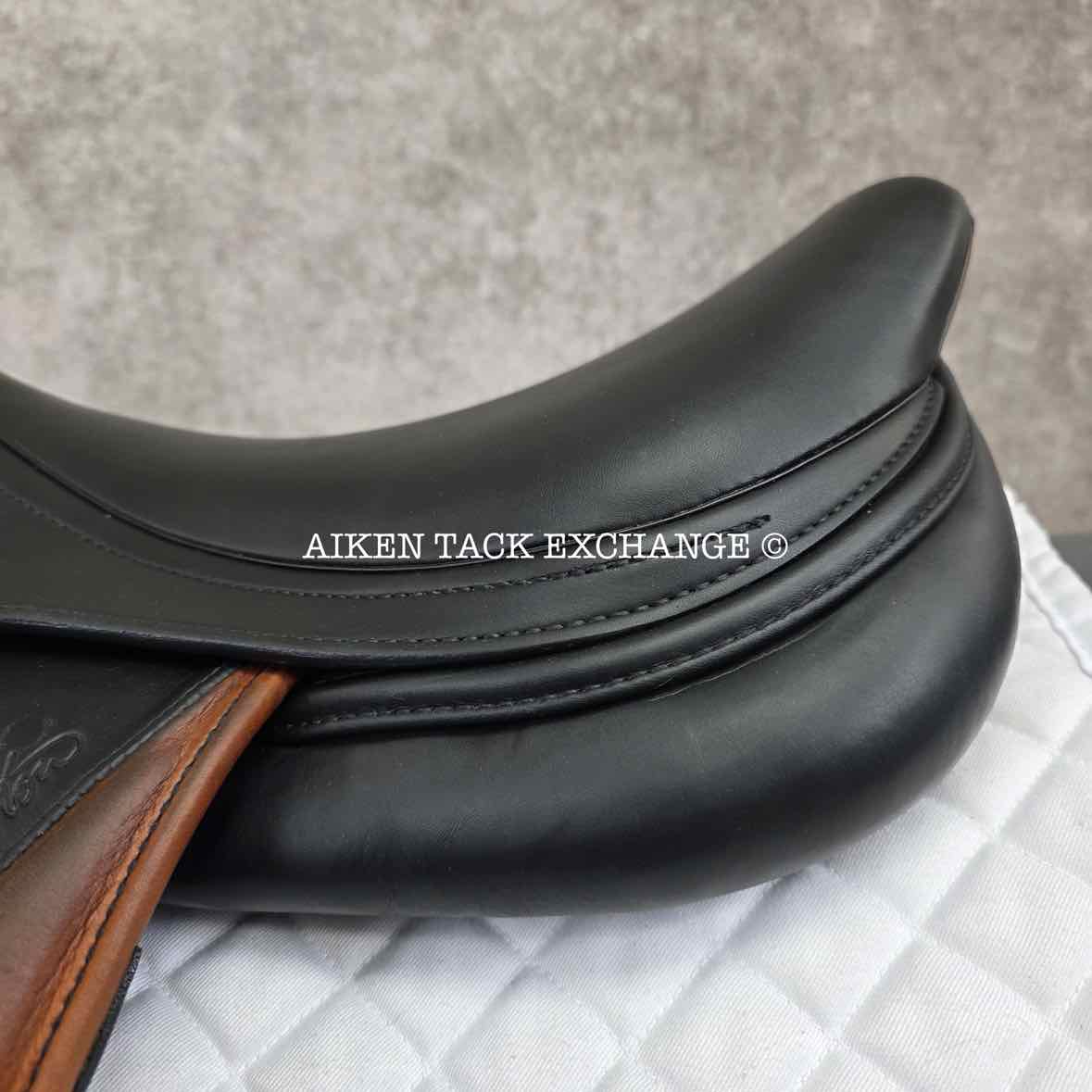 **SOLD** 2024 Prestige Chris Burton K Monoflap Jump Saddle, 17" Seat, 34 Tree -  M/MW, Wool Flocked Panels