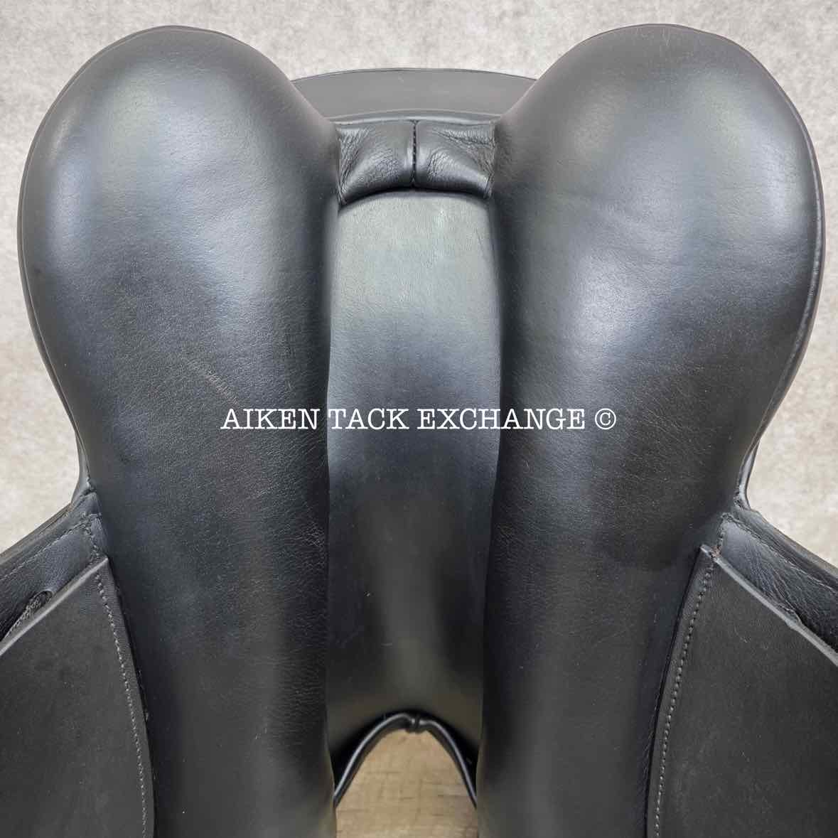 **SOLD** 2018 County Epiphany Monoflap Dressage Saddle, 17" Seat, Medium Narrow Tree, Wool Flocked Panels
