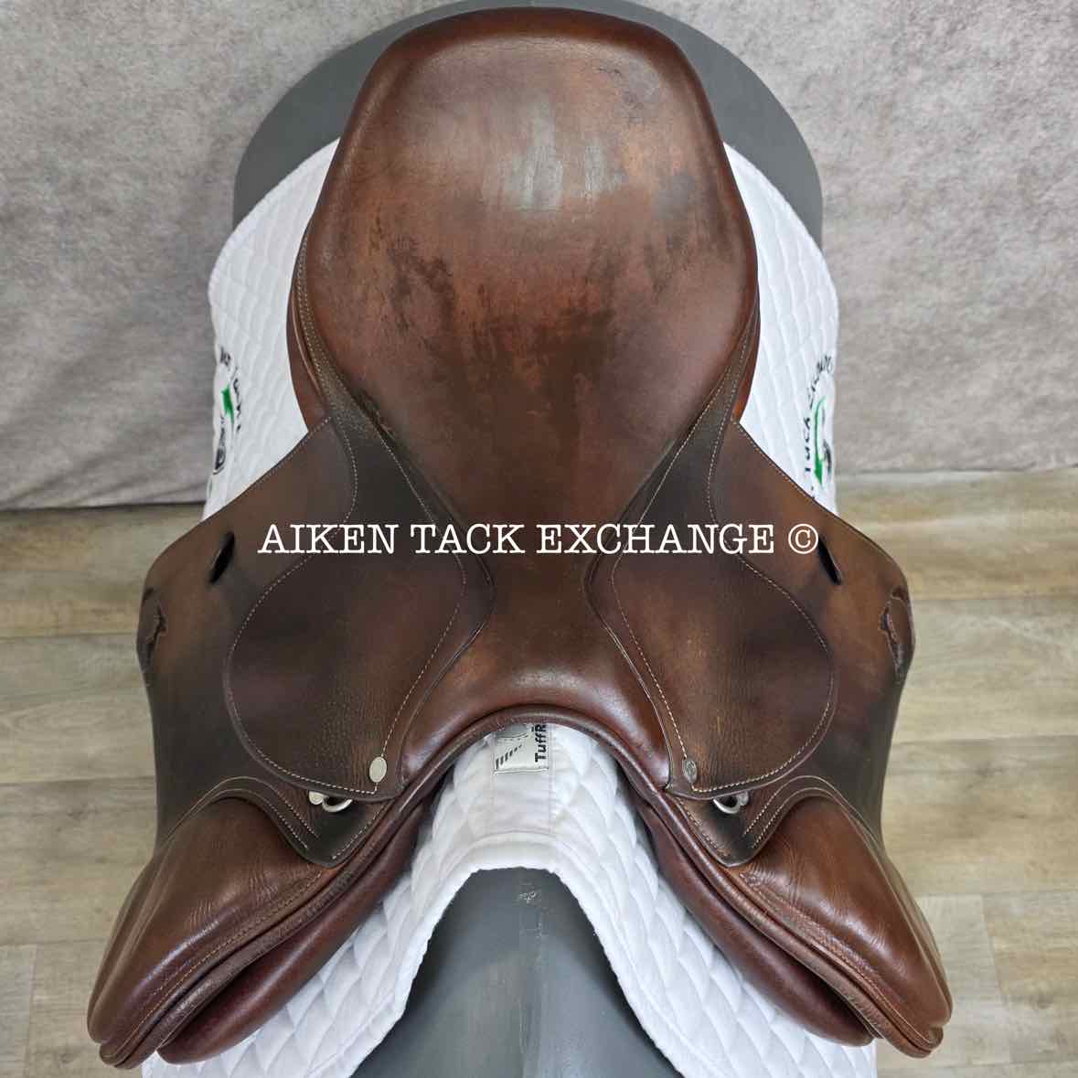 2012 Antares Comfort Close Contact Jump Saddle, 17" Seat, 2N Flap, Medium Wide Tree, Foam Panels