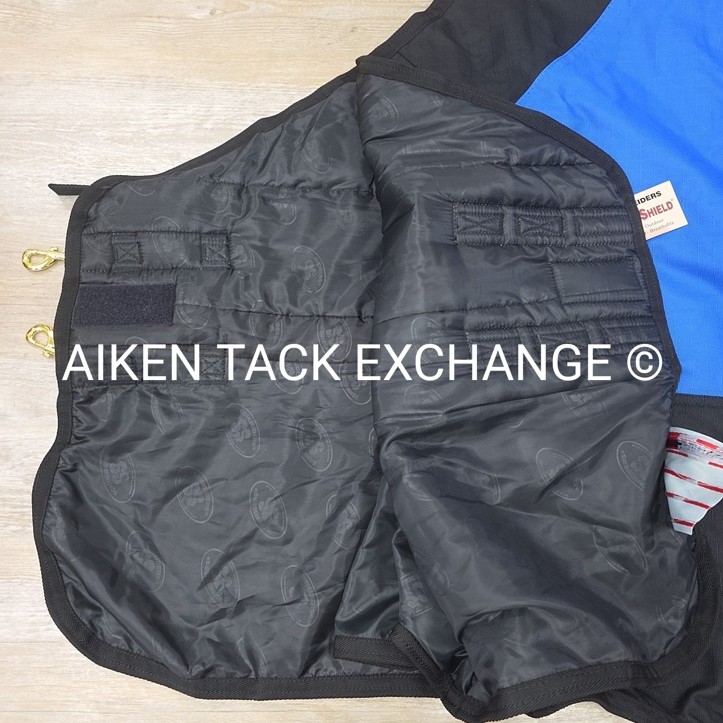 Schneiders Storm Shield Medium Weight Turnout Blanket, 82"