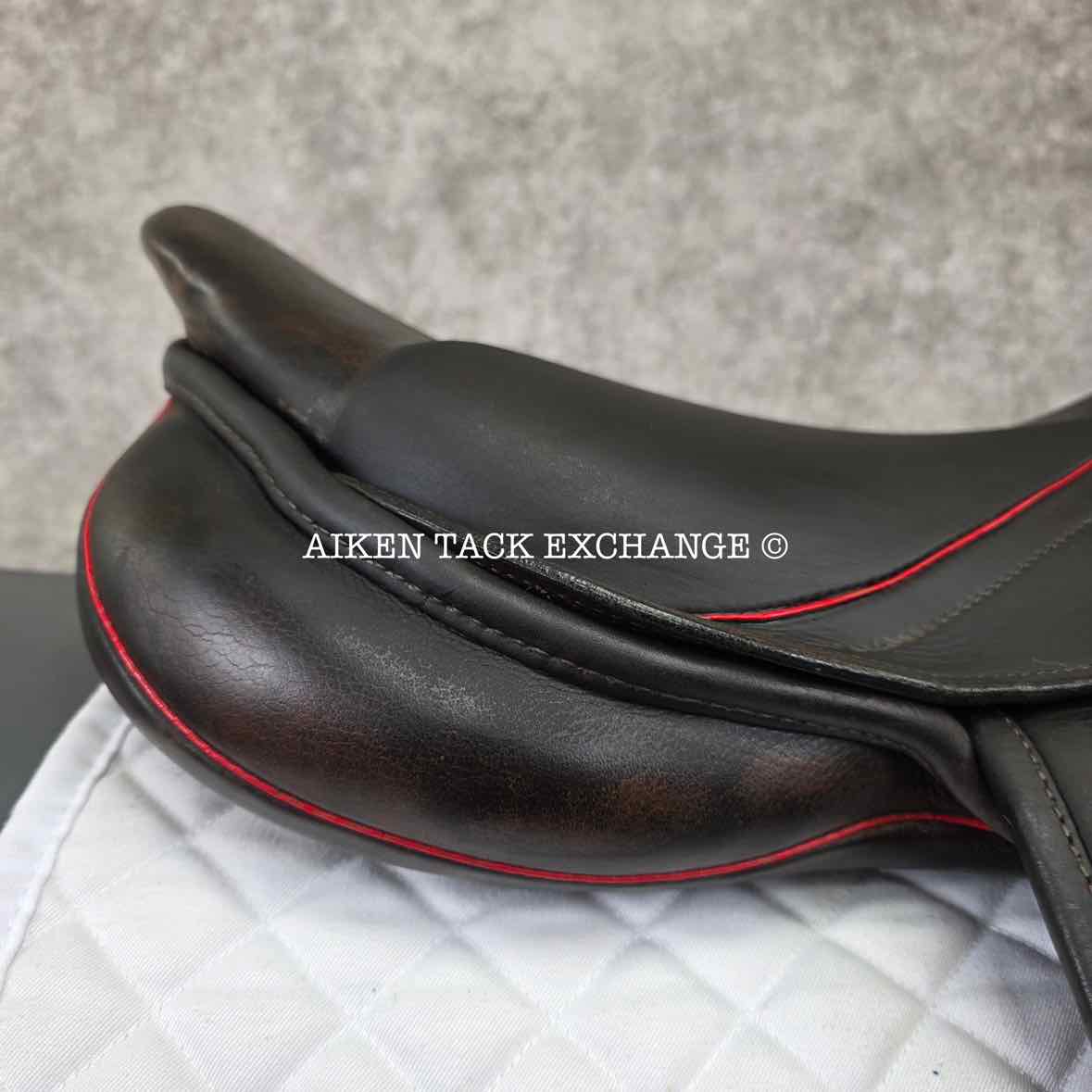**SOLD** 2017 Stubben Zaria Optimum Deluxe Monoflap Jump Saddle, 17.5" Seat, 29cm - Medium, Wool Flocked Panels