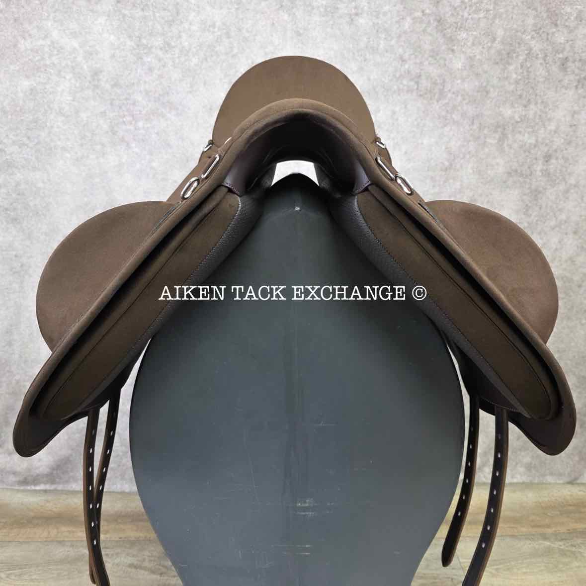 2024 Wintec Pro Endurance Saddle with HART, 18" Seat, Adjustable Tree - Changeable Gullet, CAIR Panels