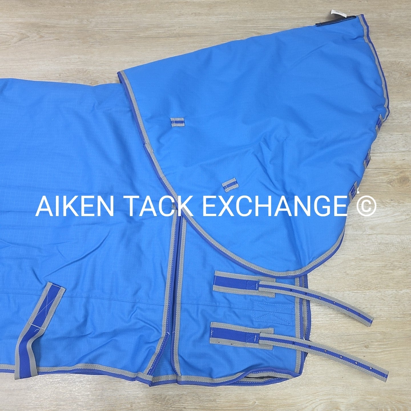 Schneiders Dura-Tech Viking Pony Medium Weight Turnout with Neck Cover, 64"