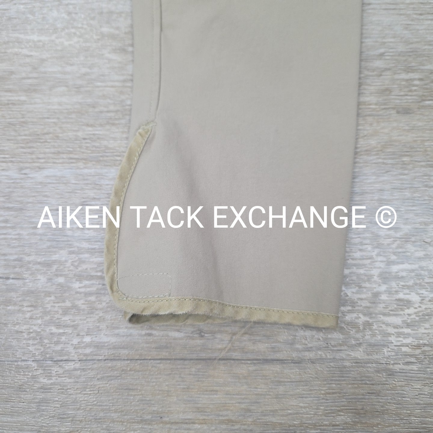 Tailored Sportsman Trophy Hunter Knee Patch Breeches, Size 30 L