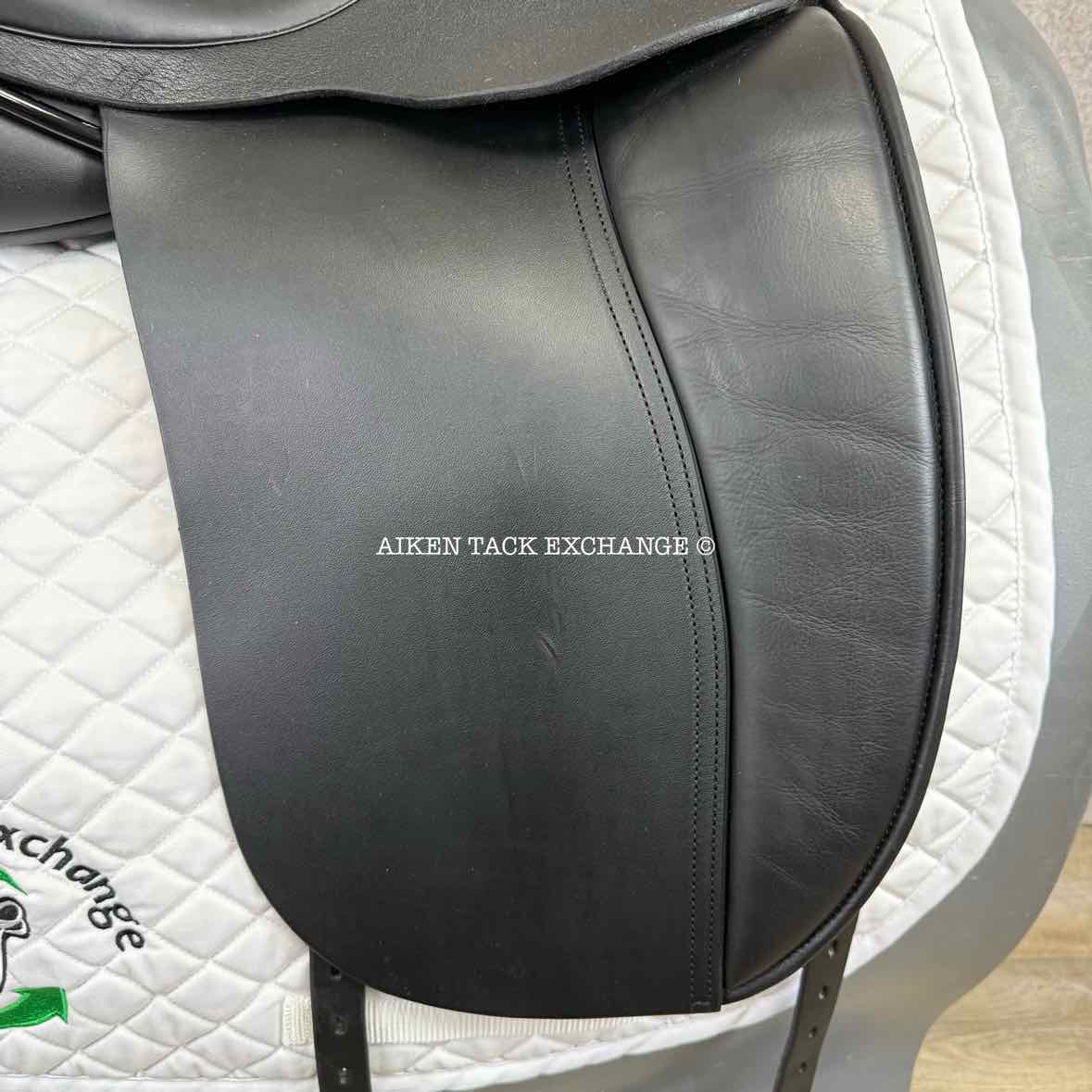 2023 Hulsebos WB3 Dressage Saddle, 17.5" Seat, Medium Wide Tree, Wool Flocked Panels