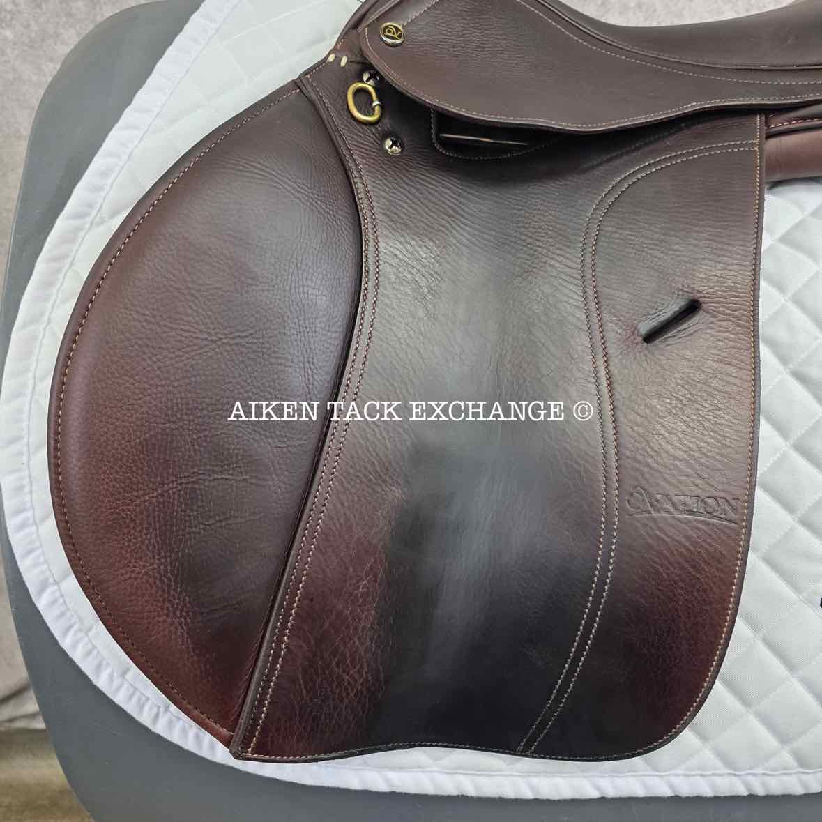 **SOLD** 2016 Ovation San Telmo Close Contact Jump Saddle, 17.5" Seat, Adjustable Tree - XCH Changeable Gullet, Foam Panels