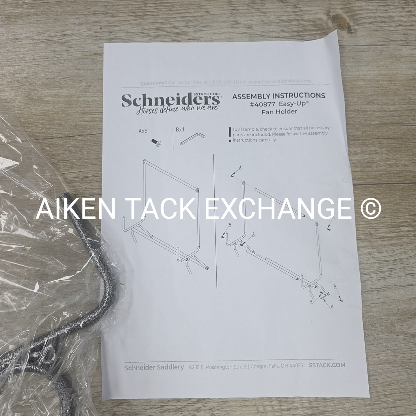 Schneiders Easy Up Pro Metal Fan Holder, New in Box