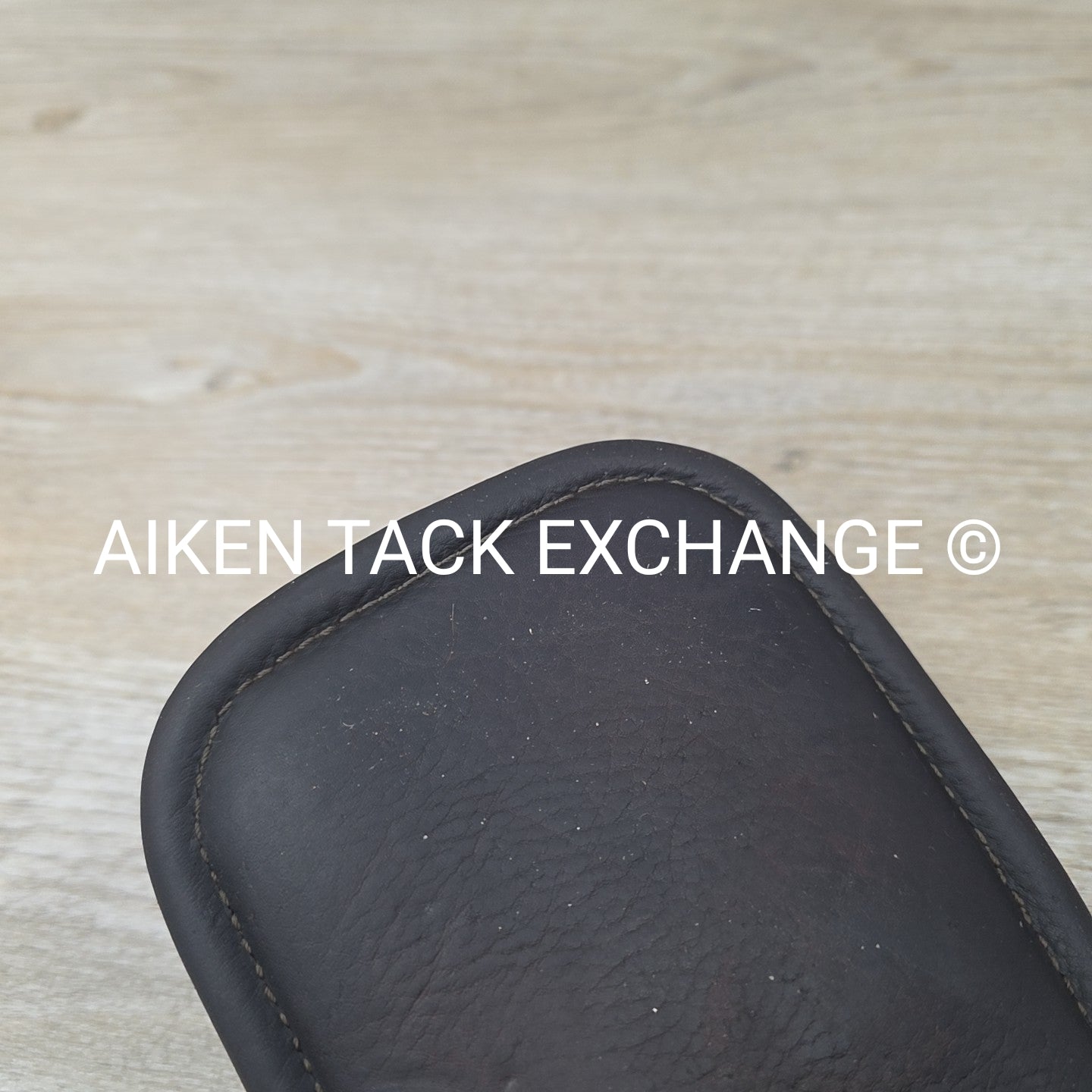 Vespucci Contour Short Girth, Brown, 28"