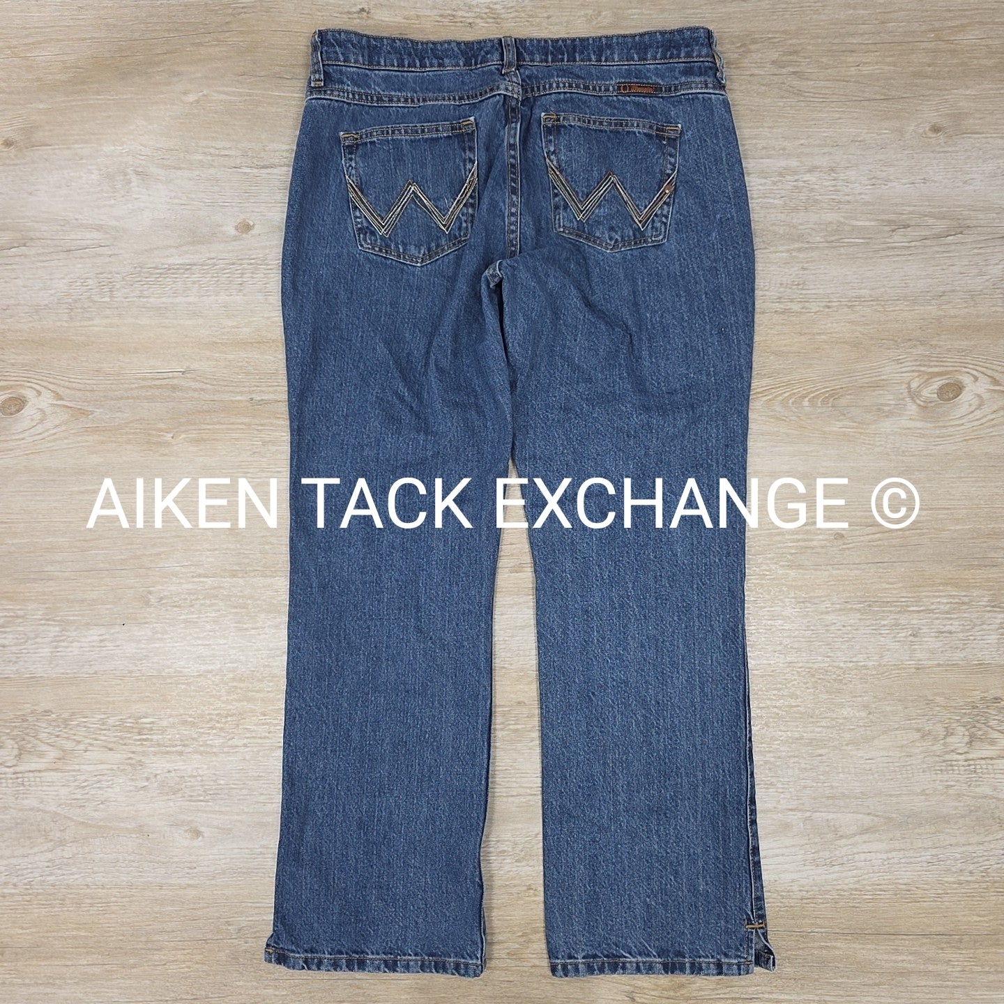 Wrangler Elastic Waist Jeans, Women's 31 x 30 (Size 11)