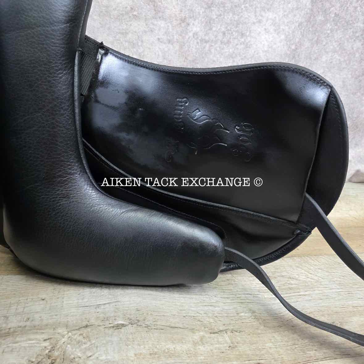 2021 Custom Saddlery Wolfgang Solo II Monoflap Dressage Saddle, 17.5" Seat - Short Flap, Adjustable Tree, Wool Flocked Panels