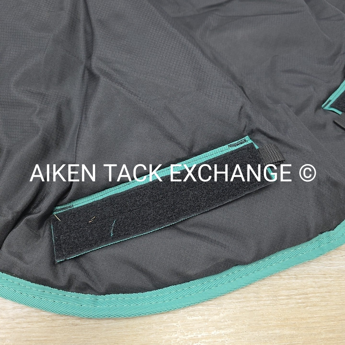 200G Neck Cover for Turnout Blanket