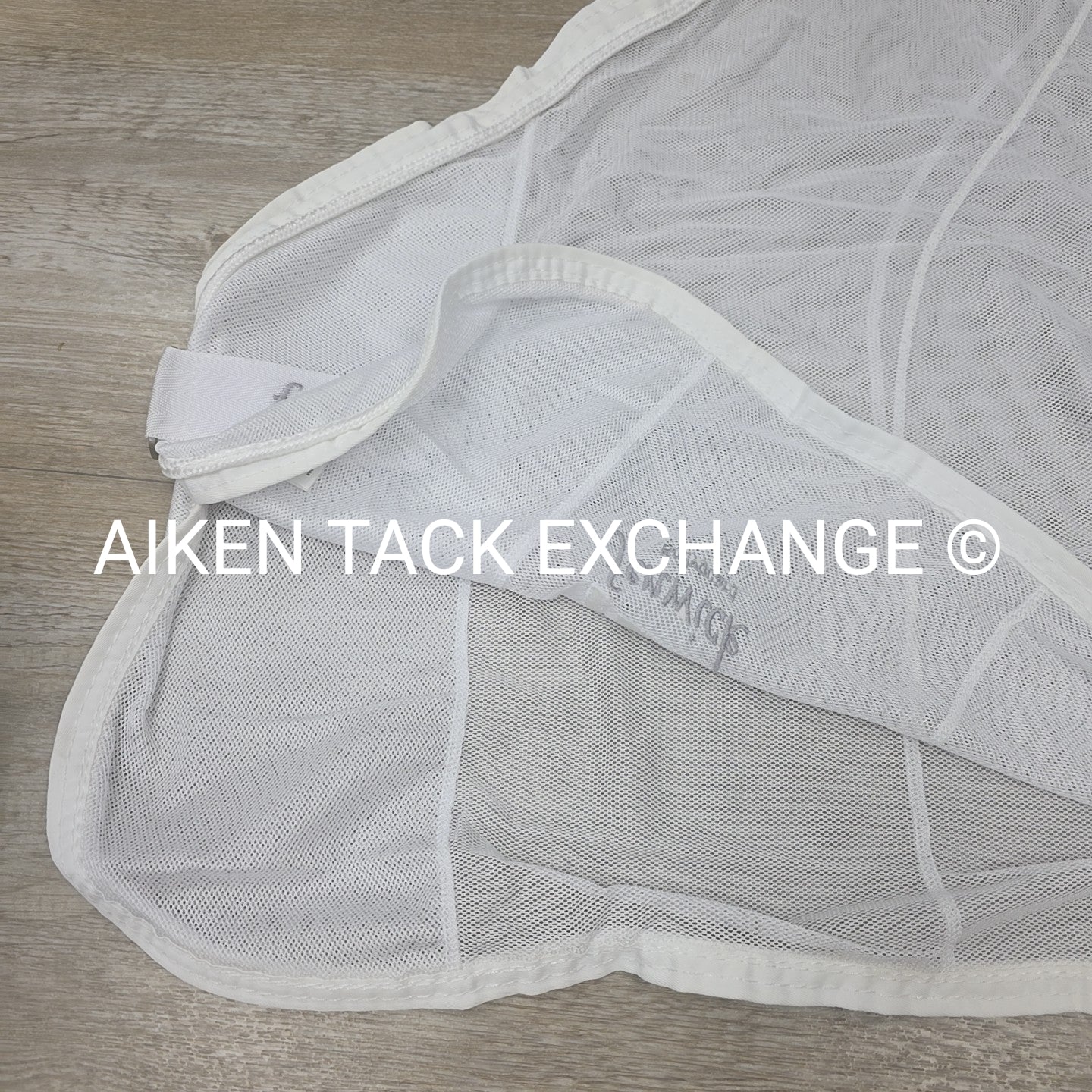 Fenwick Equestrian BodyGuard Mesh Cooler, White (has some marks) 60"