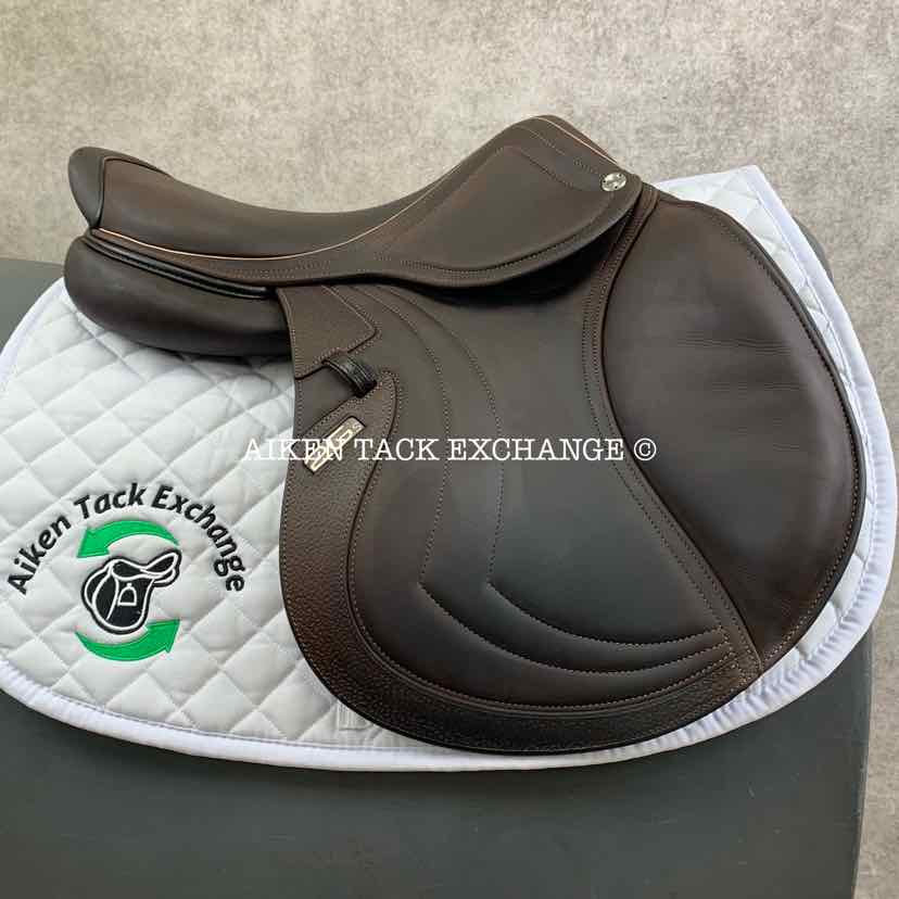 2023 CWD SE32 2GS Mademoiselle Close Contact Jump Saddle, 17.5" Seat - S2, 2L Flap, Dynamik Flex Tree - Medium, Foam Panels, Full Buffalo Leather
