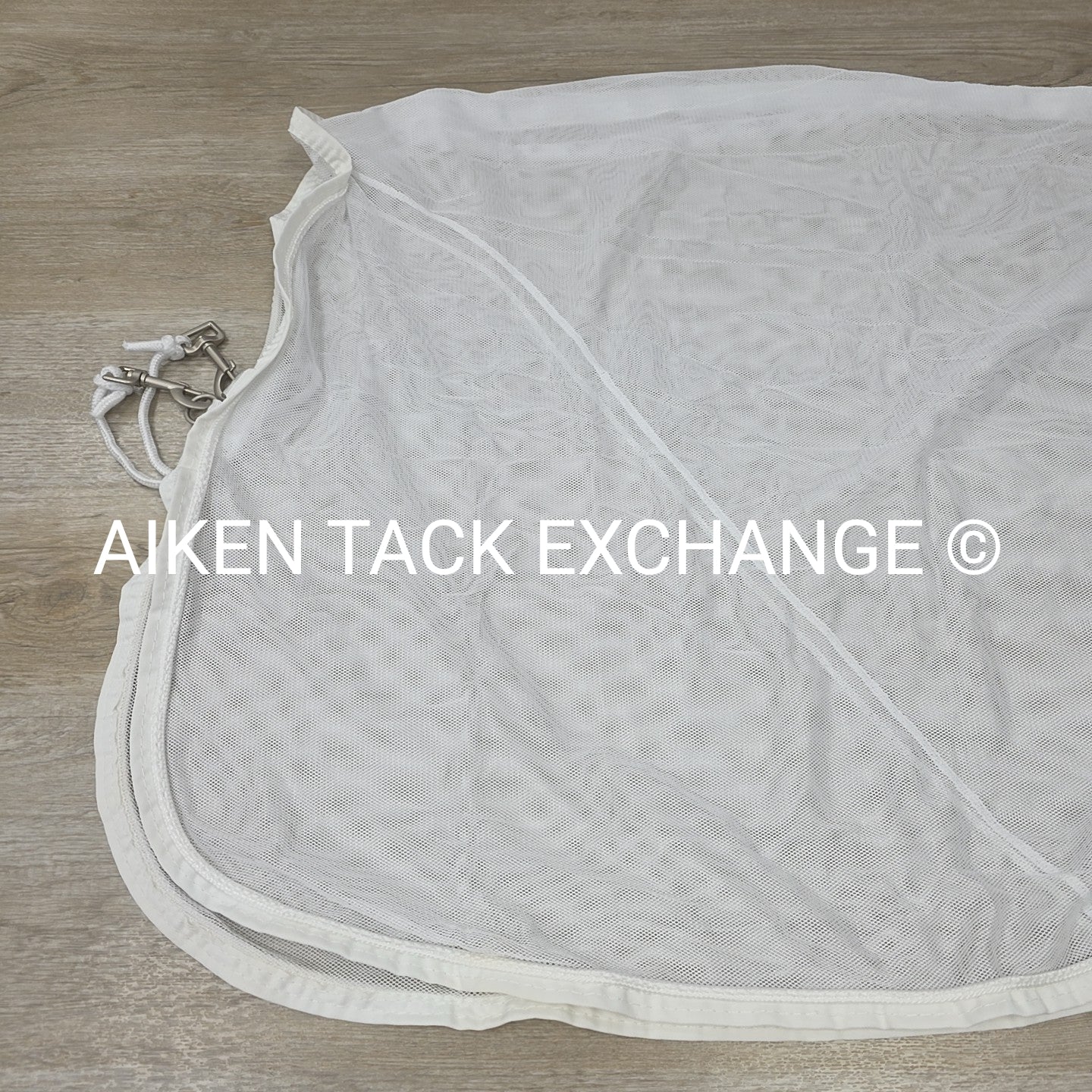 Fenwick Equestrian BodyGuard Mesh Cooler, White (has some marks) 62"