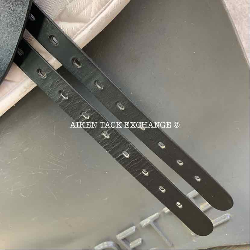 2022 JC Performance Line P2 Monoflap Dressage Saddle, 17.5" Seat, 34 Tree - MW