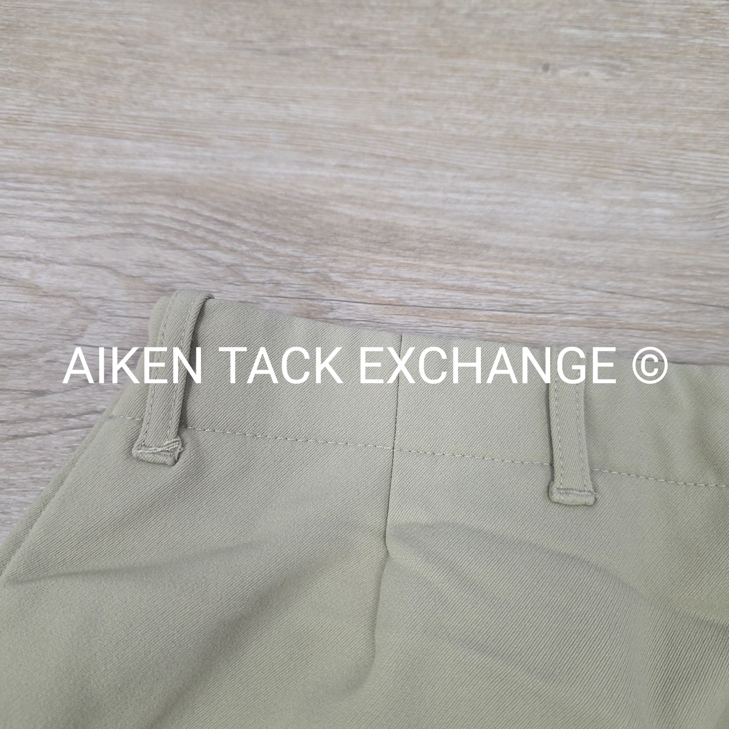 Tailored Sportsman Supreme Hunter Knee Patch Breeches, Size 34 L