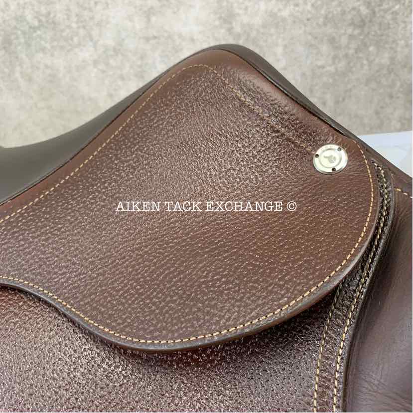 2022 CWD SE01 Close Contact Jump Saddle, 17.5" Seat, 3L Flap, Medium Tree, Foam Panels