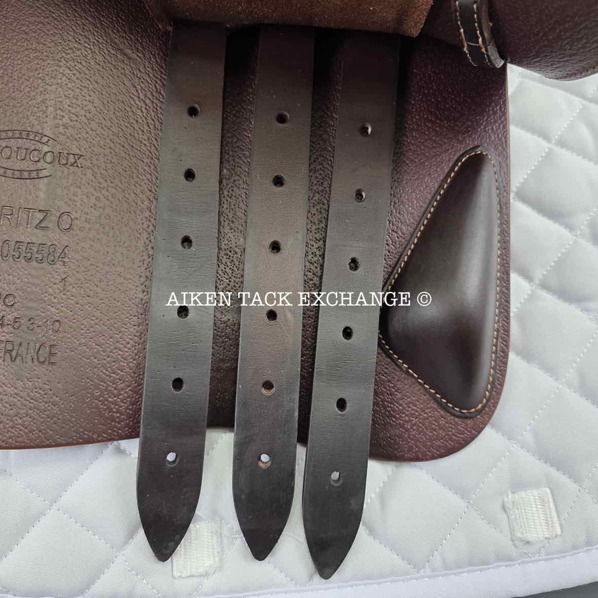 2025 Devoucoux Biarritz O Close Contact Jump Saddle, 16.5" Seat, 1 Flap, Medium Tree, D3D Panels, Full Buffalo Leather