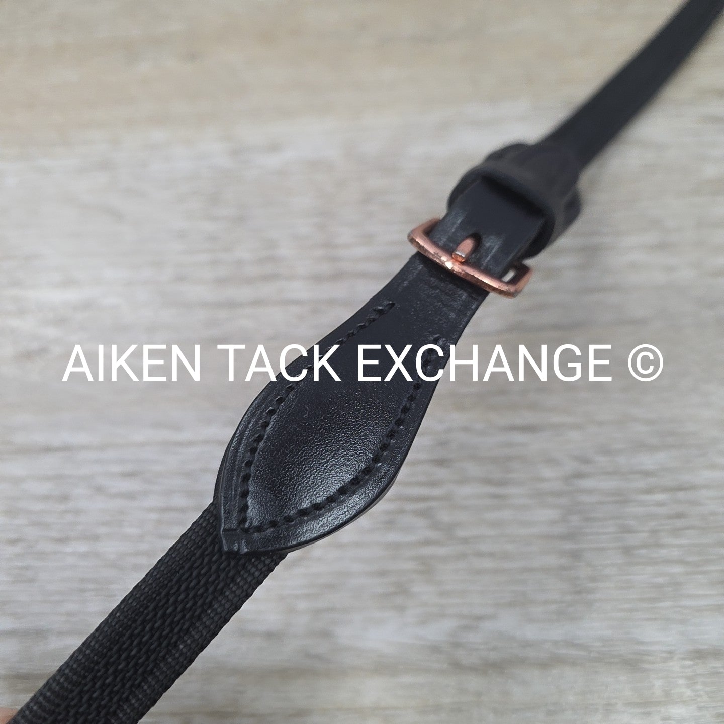 Kavalkade Rubberized Grip Slim Reins with Hand Stops, Black & Rose Gold, 56"