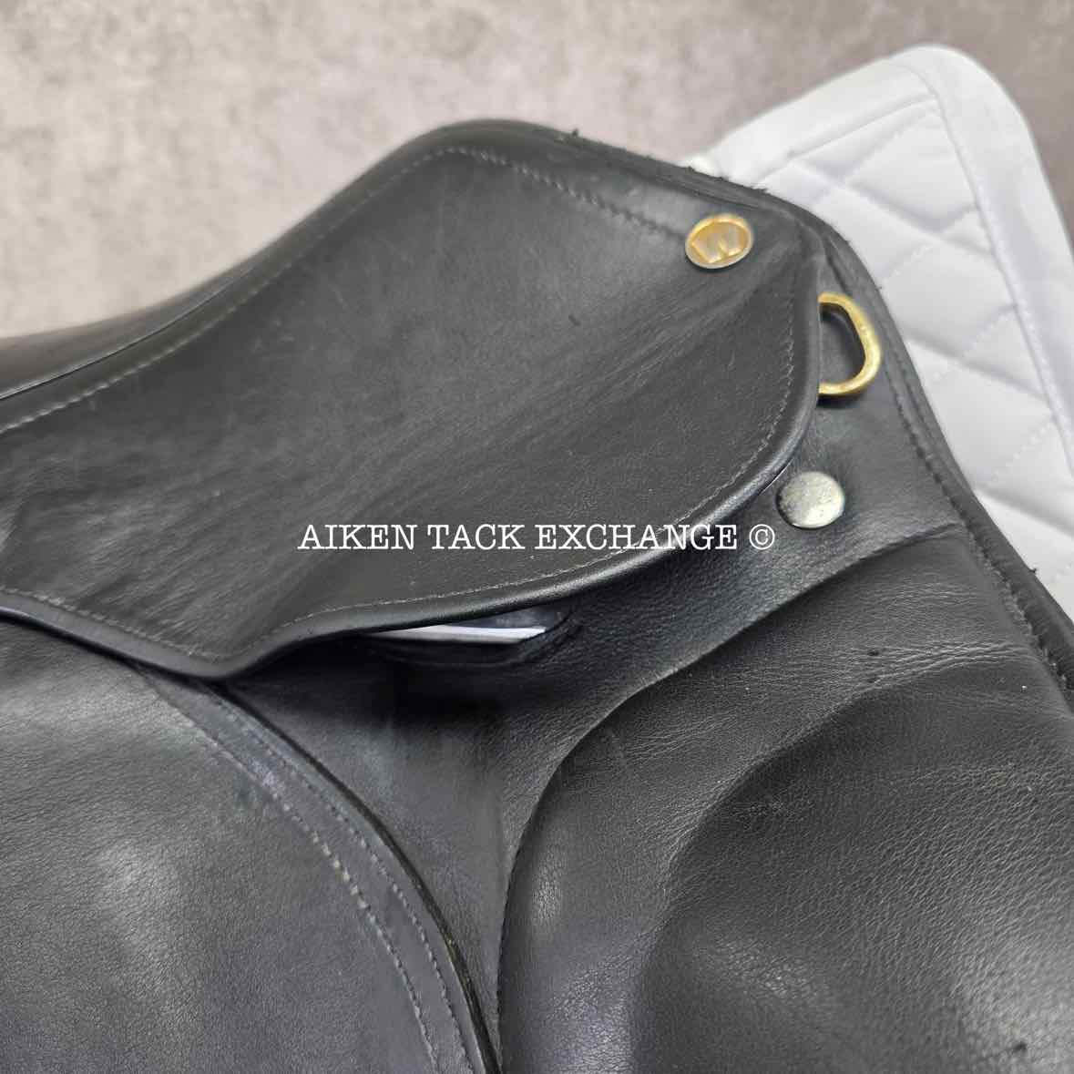 **SOLD** Warendorf Monoflap Dressage Saddle, 18" Seat, Short Flap, Medium Tree, Wool