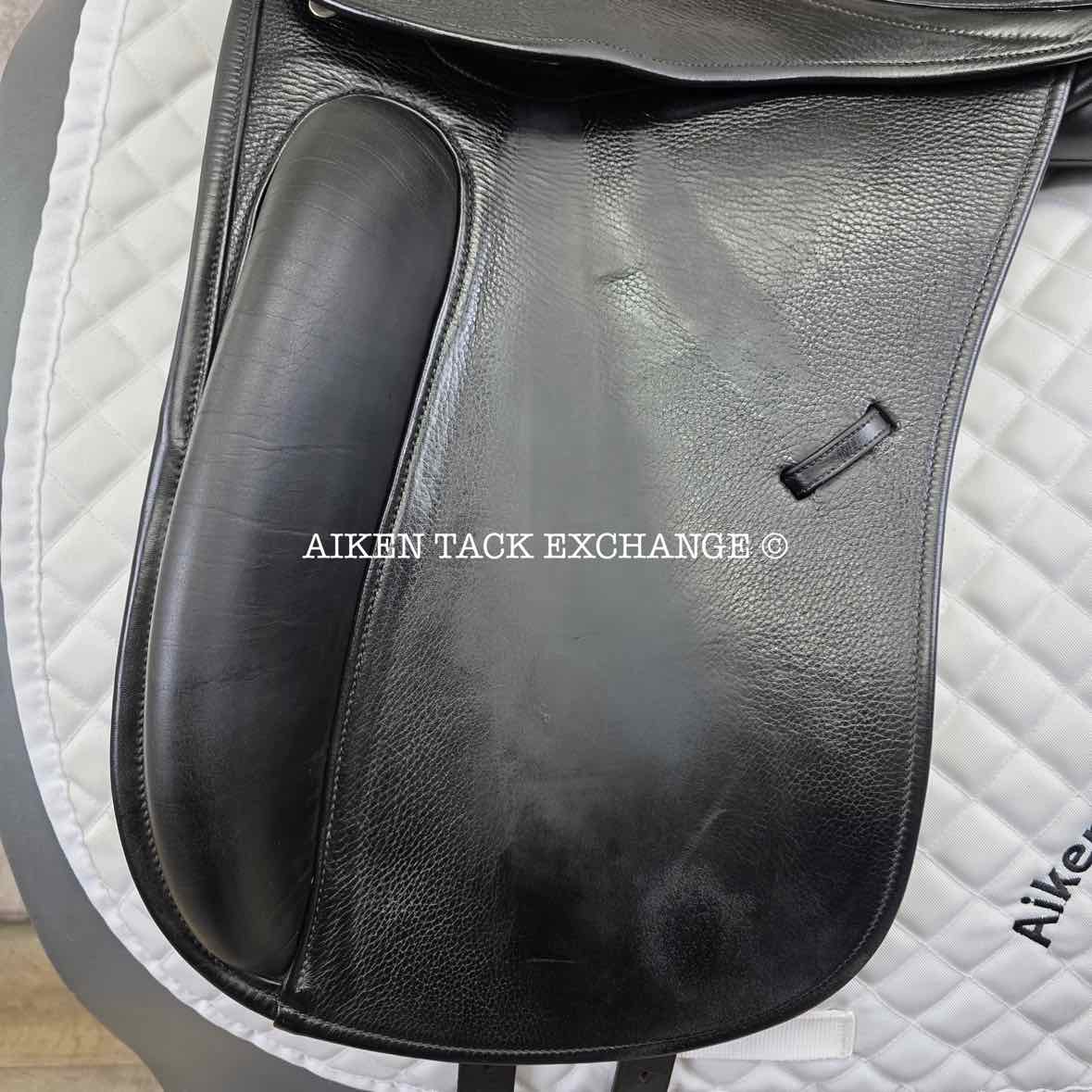 **SOLD** 2013 County Perfection Dressage Saddle, 17.5" Seat, Narrow Tree, Wool Flocked Panels