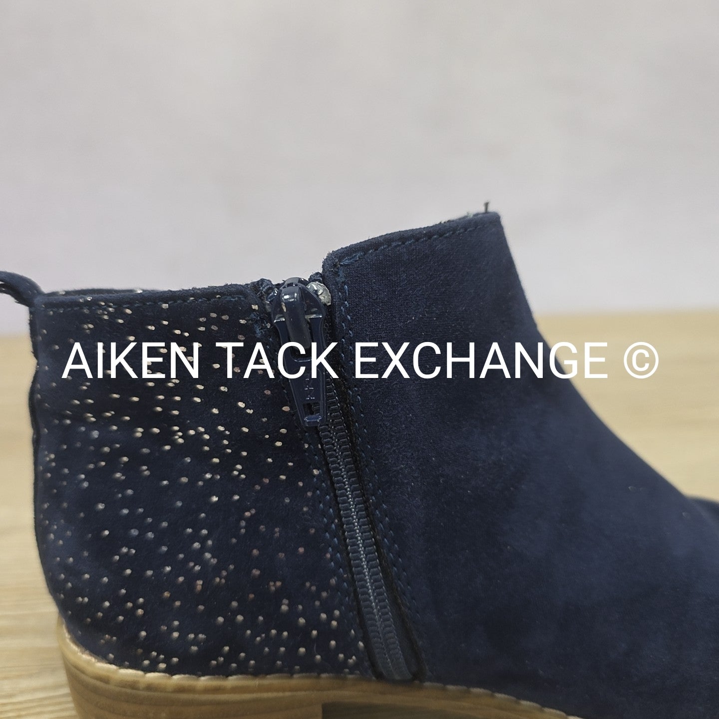 Old Navy Chelsey Boots, Kid's 3