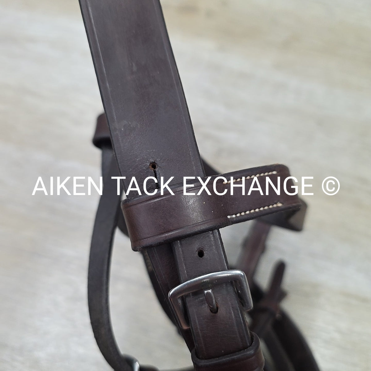 Horse Country Flat Hunt Bridle with Matching Flat Reins, Brown, Size Full
