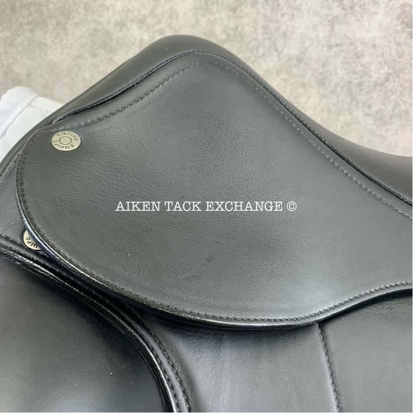 **SOLD** 2018 Equipe Oracle Monoflap Dressage Saddle, 18" Seat, Medium Wide Tree, Foam Panels
