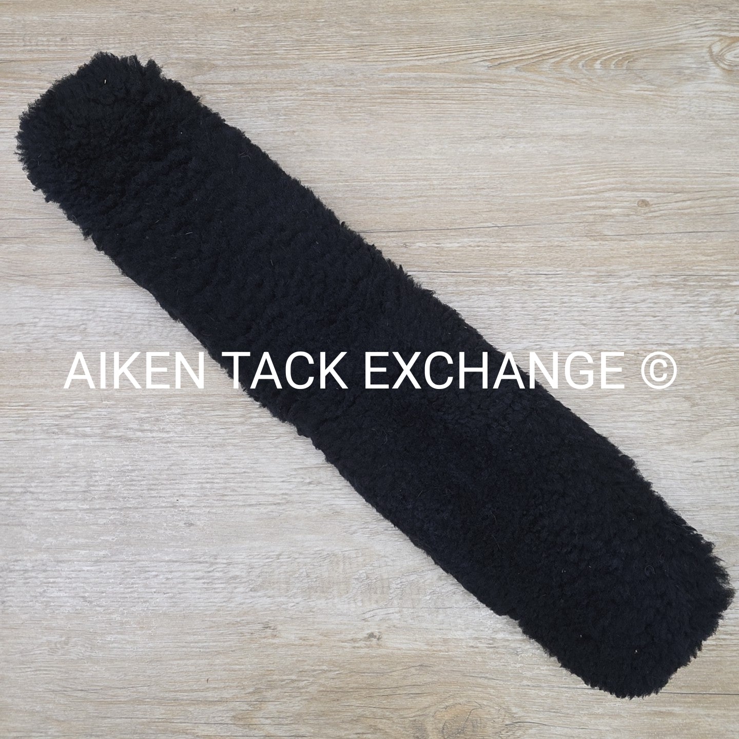 Mattes Sheepskin Dressage Girth Cover, Black, 26"