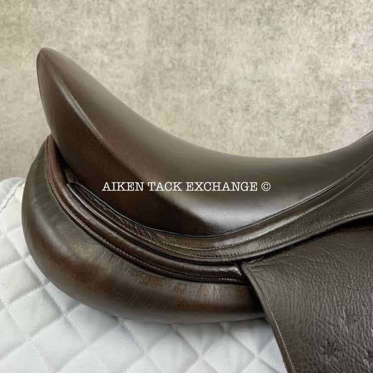 2012 Southern Stars Monoflap Dressage Saddle, 18" Seat, Wide Tree, Wool Flocked Panels