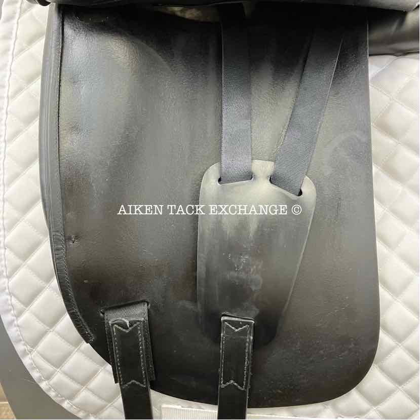 2009 Amerigo Vega Dressage Saddle, 18" Seat, Medium Tree, Wool Flocked Panels