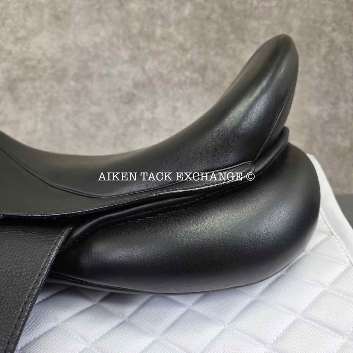 2022 Stubben Aramis II GP Dressage Saddle, 17.5" Seat, 28cm Tree - Medium, Wool Flocked Panels