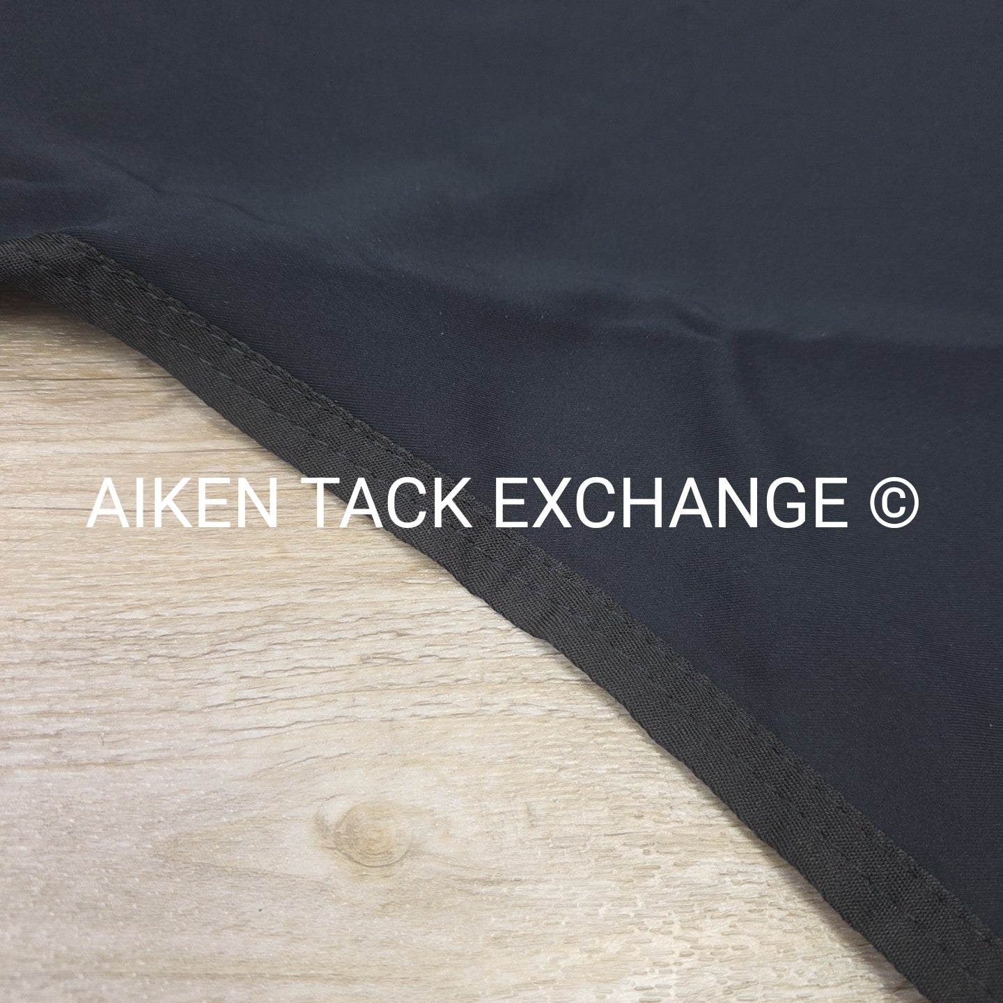 Fenwick Equestrian LT Liquid Titanium Therapeutic Quarter Sheet, Size Medium